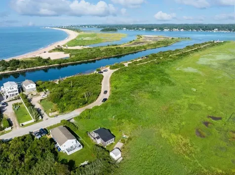 853 W Beach Road Charlestown RI 02813