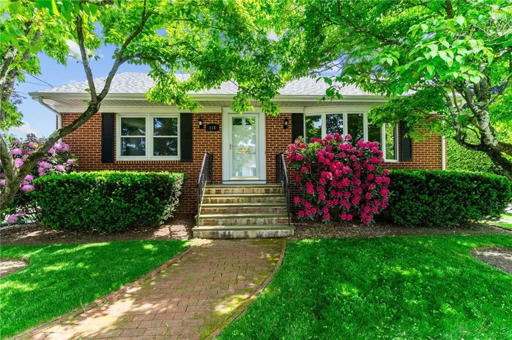 136 Central Avenue Johnston RI 02919