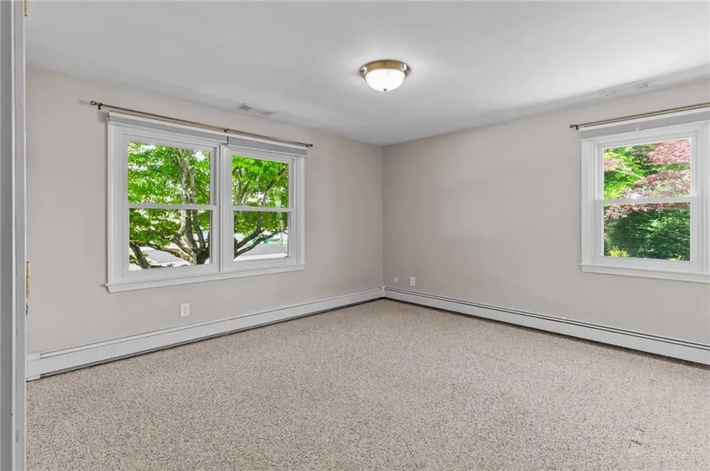 136 Central Avenue Johnston RI 02919