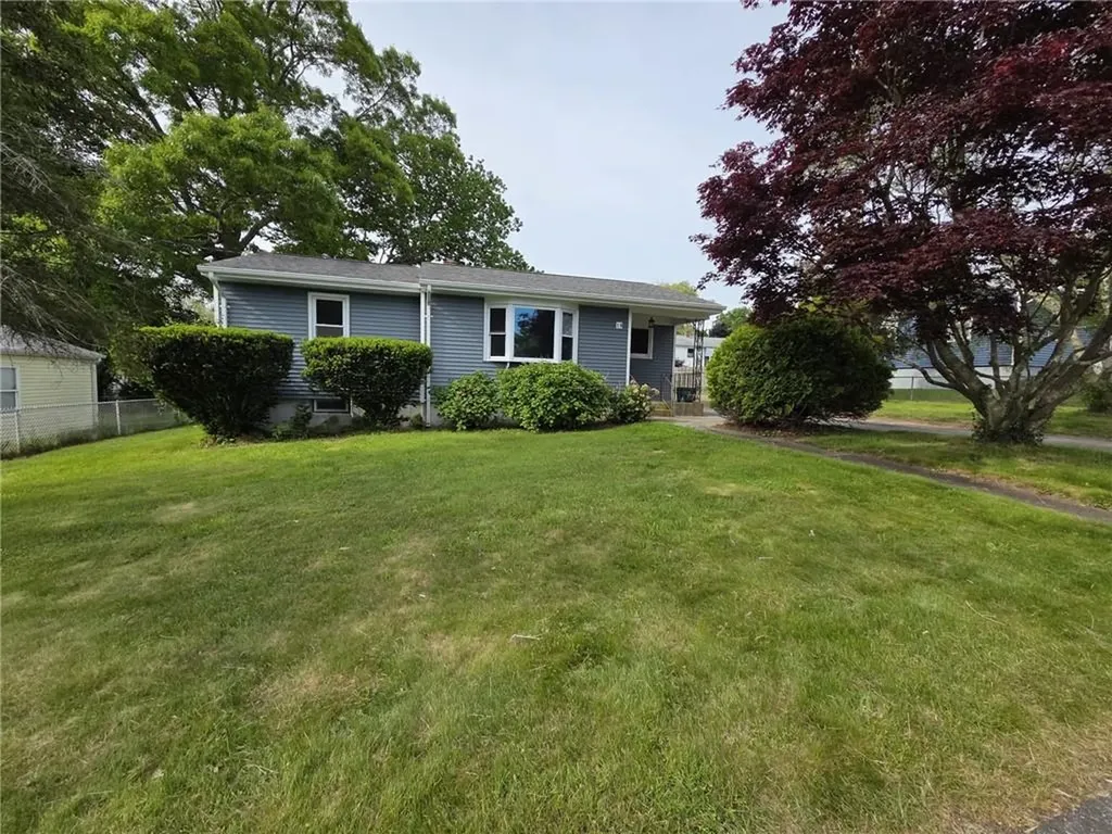 119 Evergreen Avenue Tiverton RI 02878