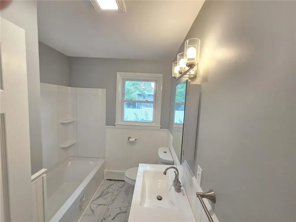 119 Evergreen Avenue Tiverton RI 02878