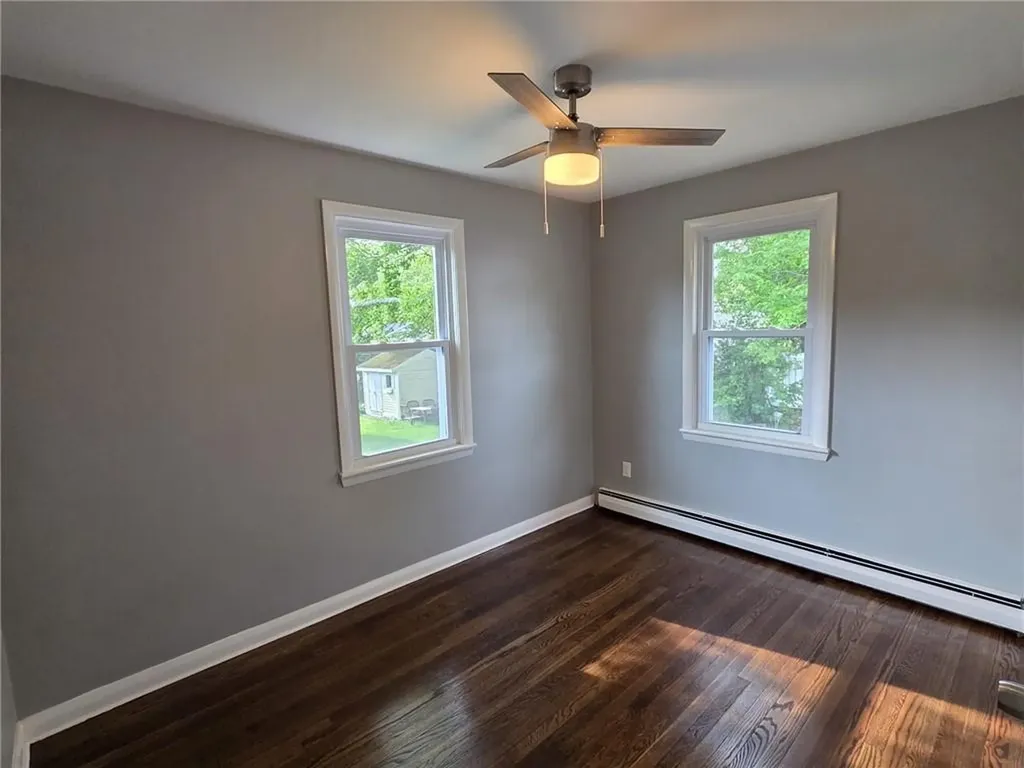 119 Evergreen Avenue Tiverton RI 02878