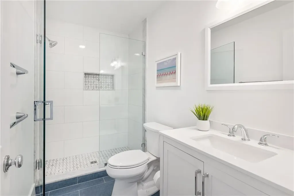 433 Wolcott Avenue Middletown RI 02842