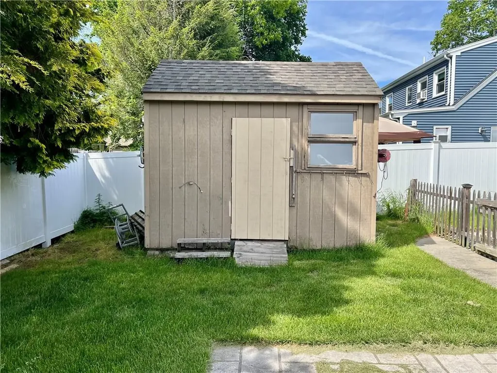 25 Oriole Avenue Cranston RI 02920