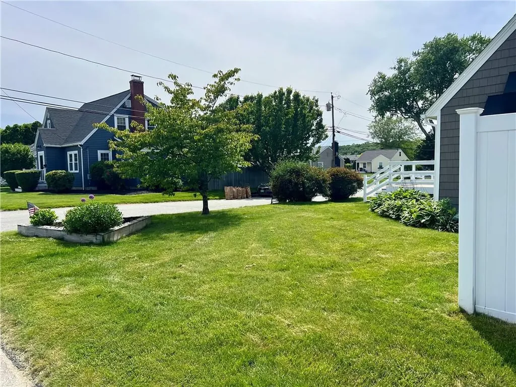 25 Oriole Avenue Cranston RI 02920