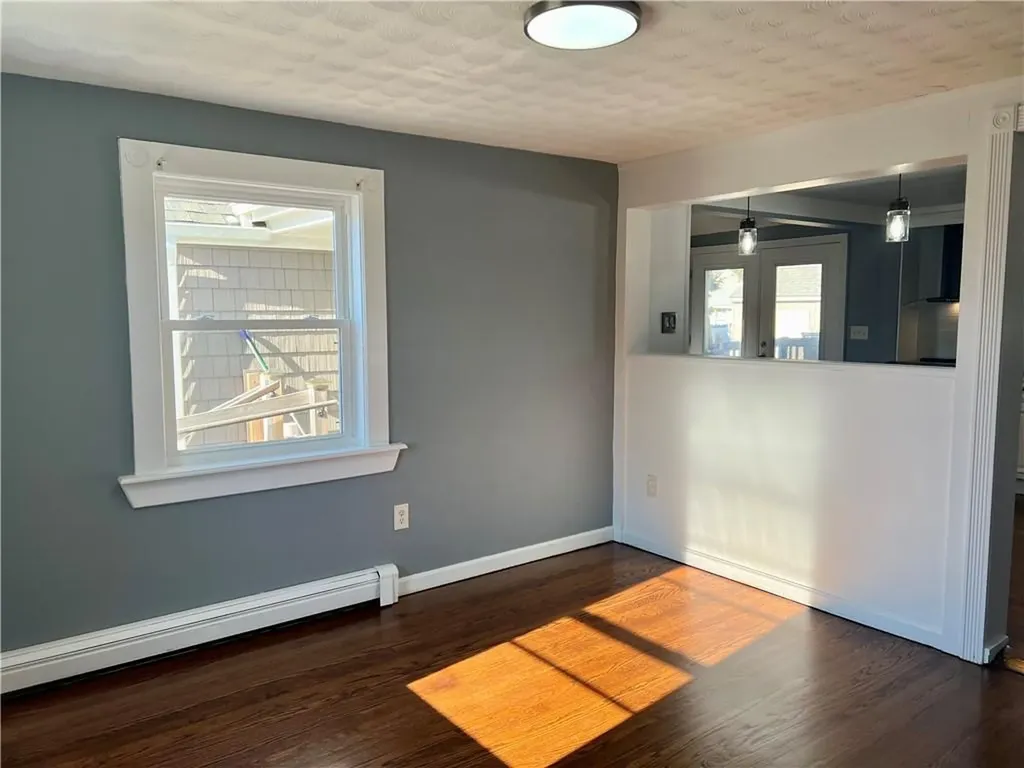 25 Oriole Avenue Cranston RI 02920