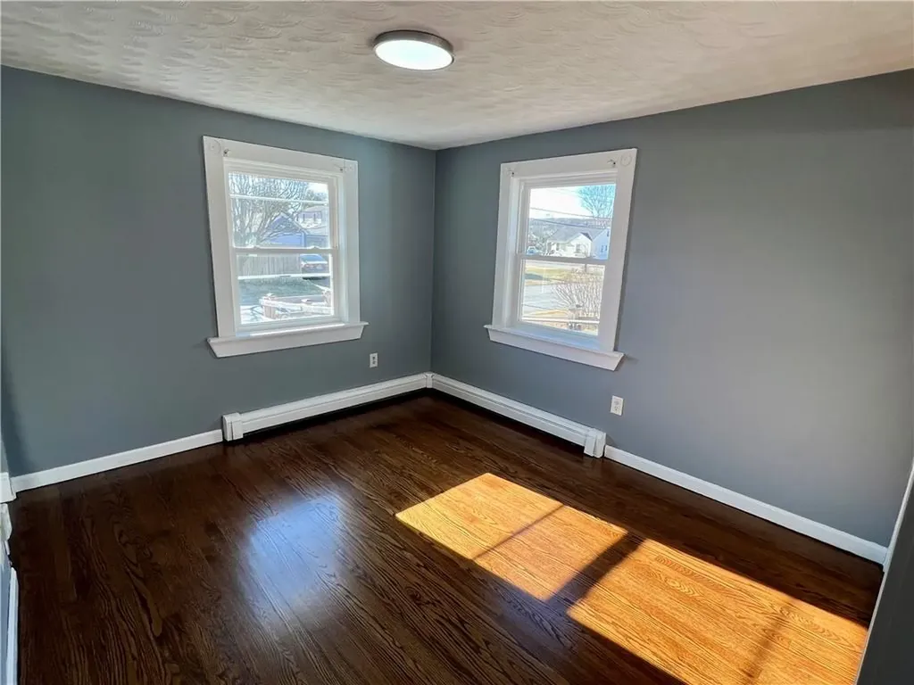 25 Oriole Avenue Cranston RI 02920