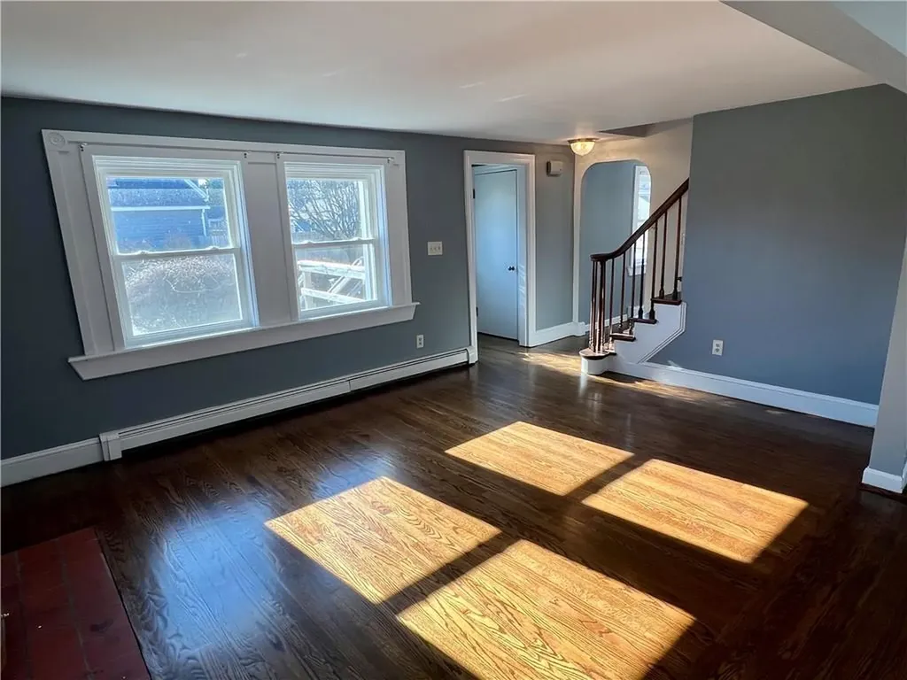 25 Oriole Avenue Cranston RI 02920