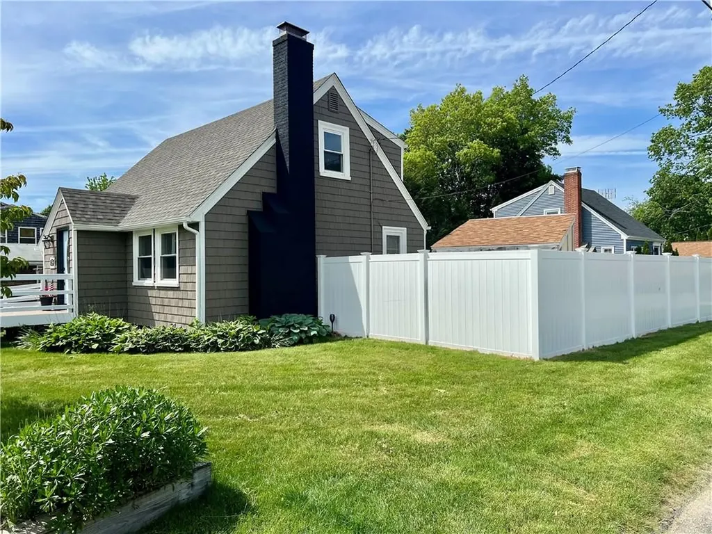 25 Oriole Avenue Cranston RI 02920