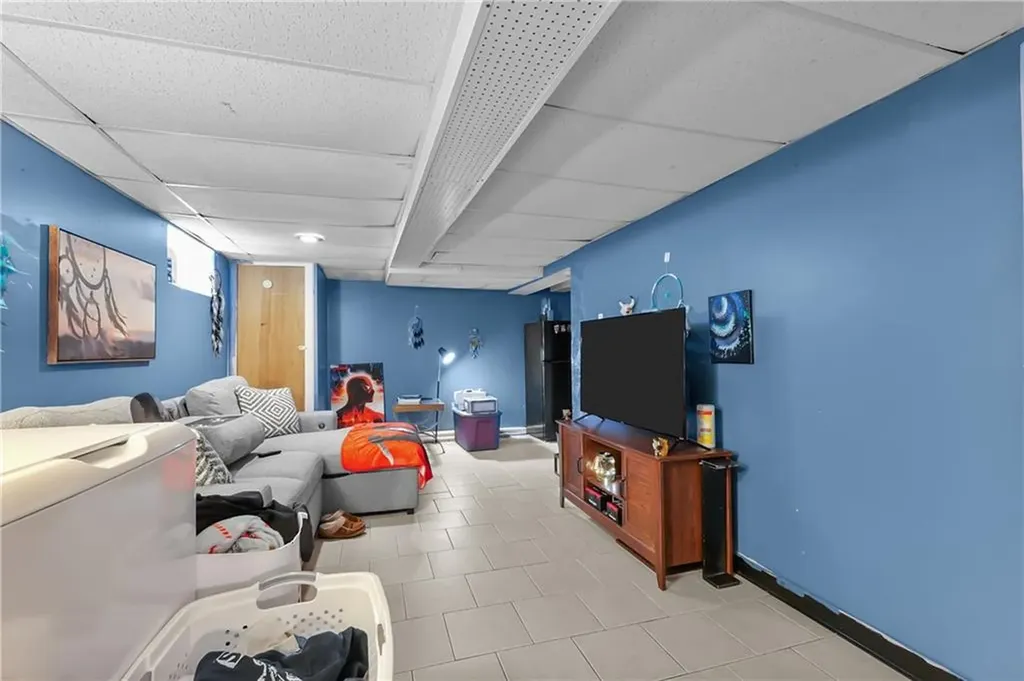100 Pomona Avenue Providence RI 02908