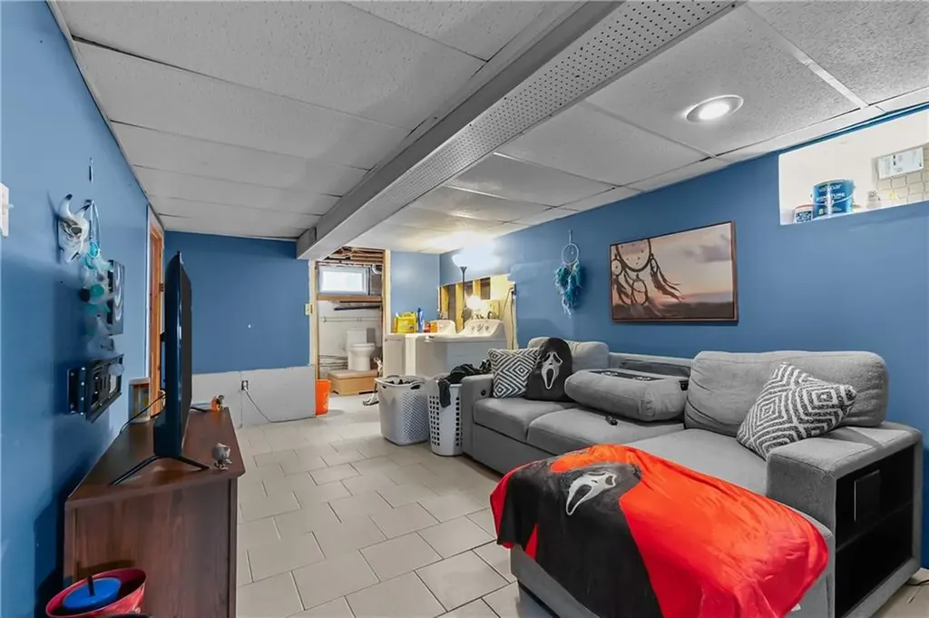 100 Pomona Avenue Providence RI 02908