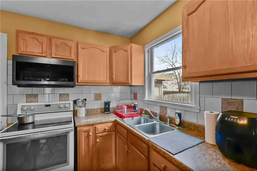 100 Pomona Avenue Providence RI 02908
