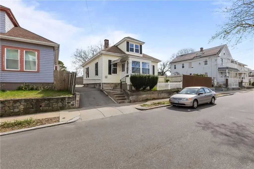 100 Pomona Avenue Providence RI 02908