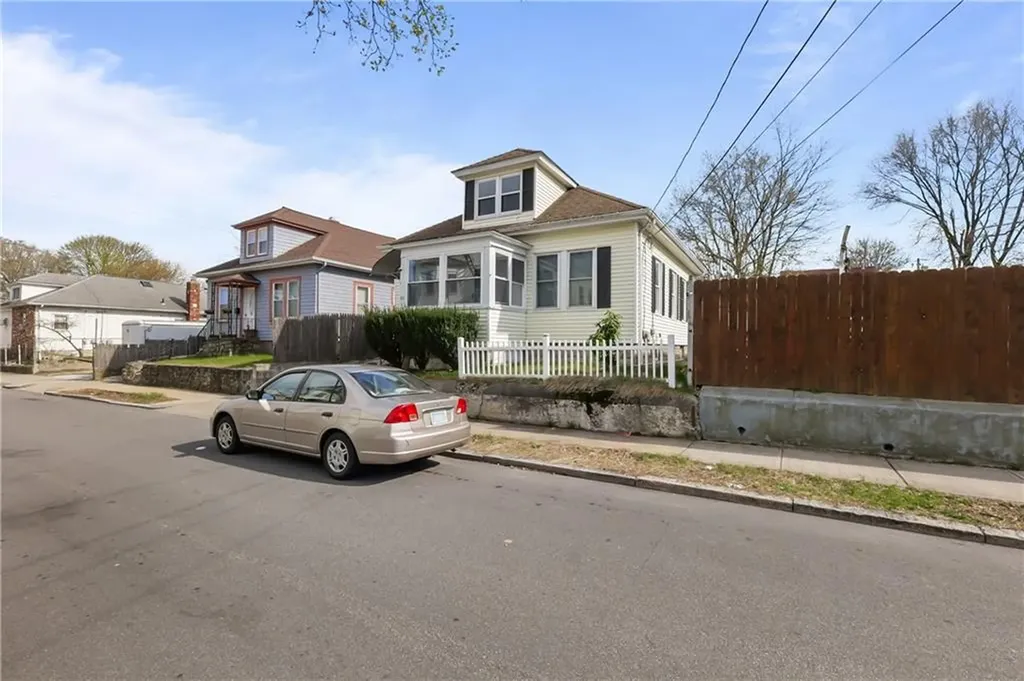100 Pomona Avenue Providence RI 02908