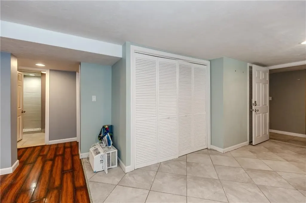 412 East Avenue Pawtucket RI 02860