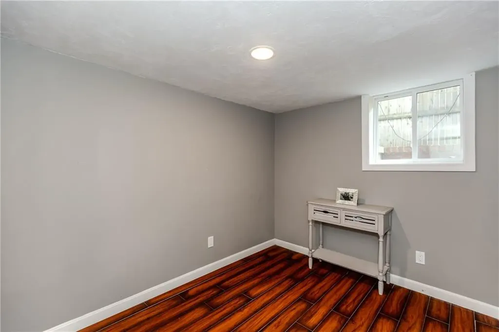 412 East Avenue Pawtucket RI 02860