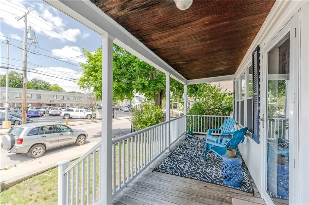 412 East Avenue Pawtucket RI 02860