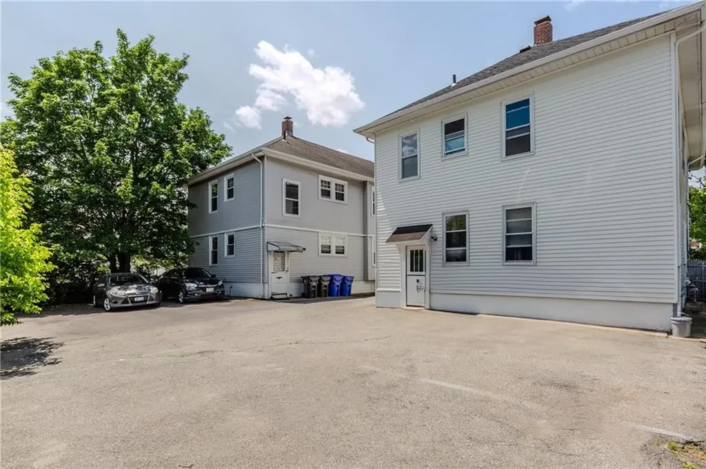 412 East Avenue Pawtucket RI 02860