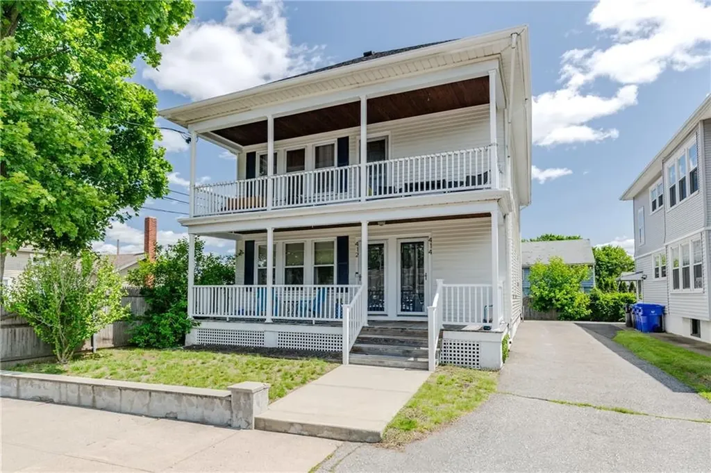 412 East Avenue Pawtucket RI 02860