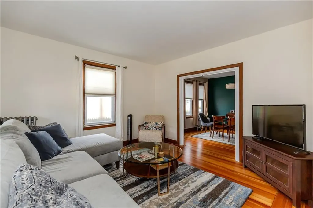 412 East Avenue Pawtucket RI 02860