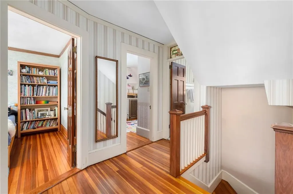 130 Highland Road Tiverton RI 02878