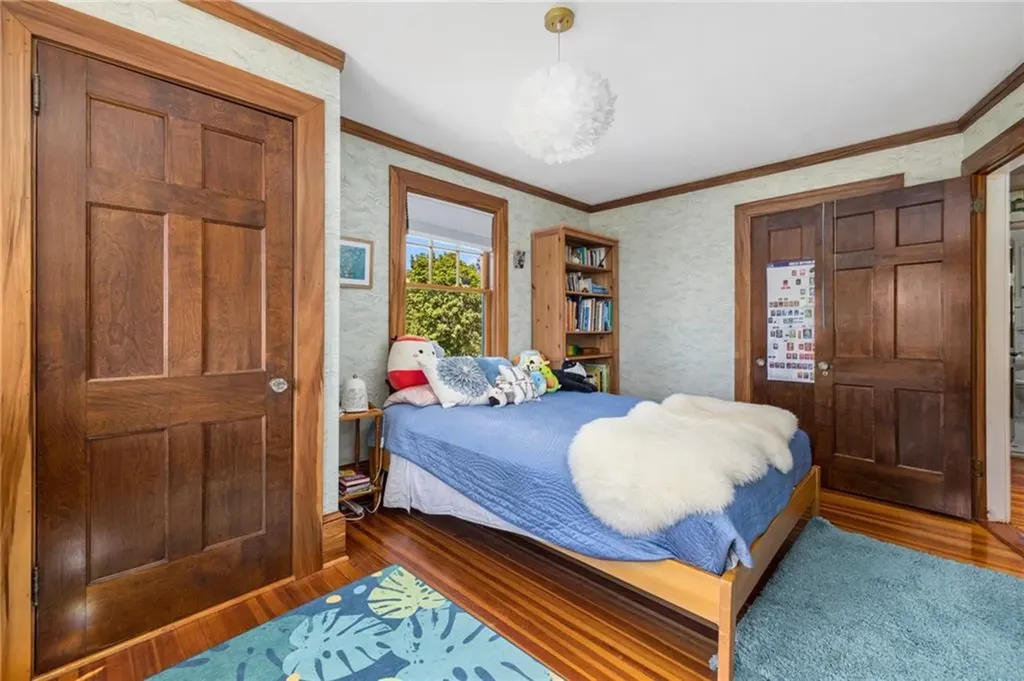 130 Highland Road Tiverton RI 02878