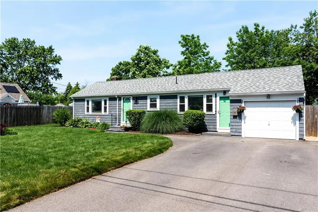 205 Carolyn Street Warwick RI 02886