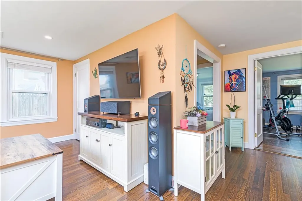 205 Carolyn Street Warwick RI 02886
