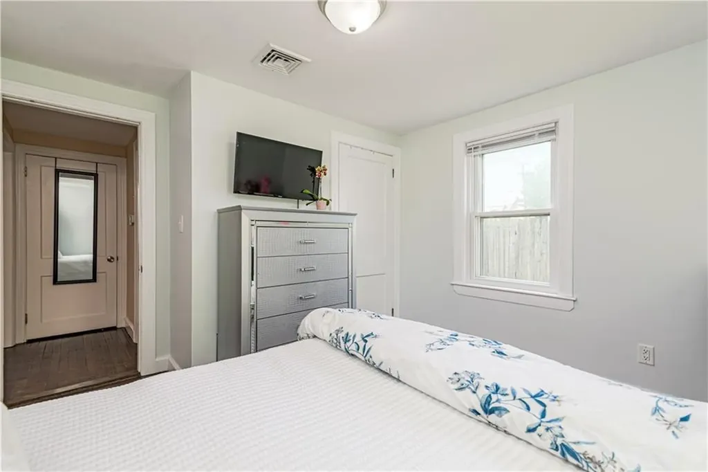 205 Carolyn Street Warwick RI 02886