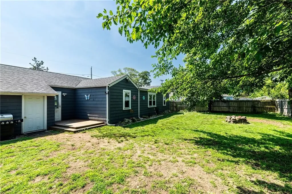 205 Carolyn Street Warwick RI 02886