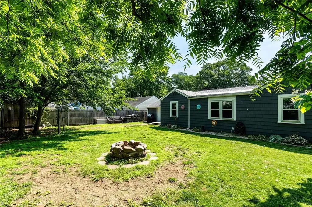 205 Carolyn Street Warwick RI 02886