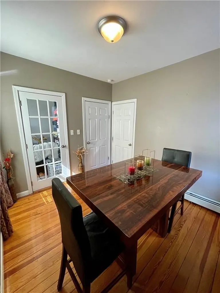 86 Edgemere Avenue Providence RI 02909