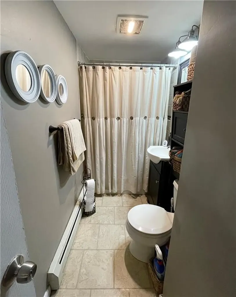 86 Edgemere Avenue Providence RI 02909