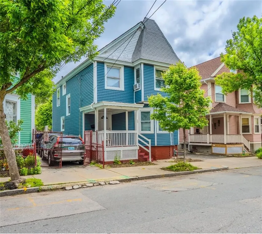 12 Hamilton Street Providence RI 02907