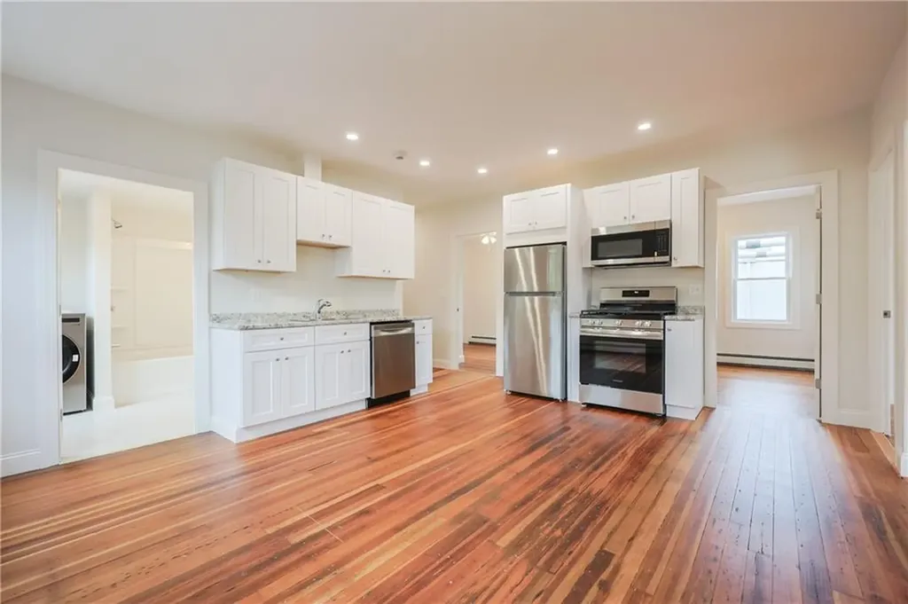 529 Wood Street Bristol RI 02809