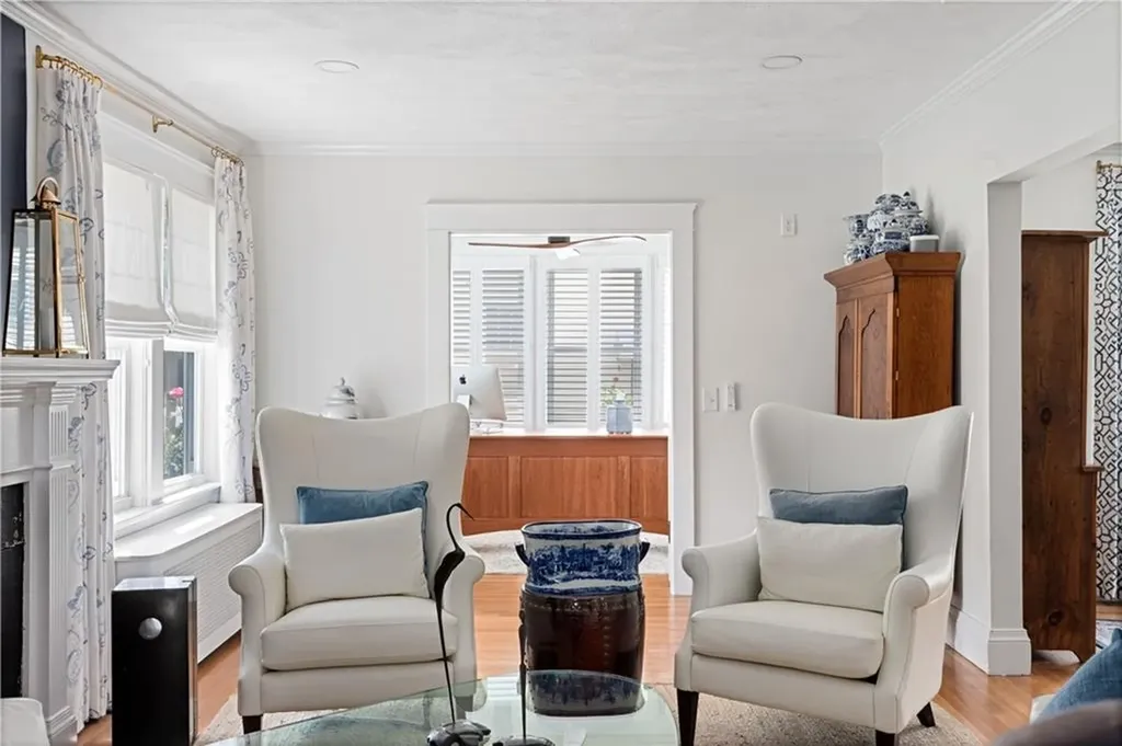 24 Rosewood Avenue Cranston RI 02905