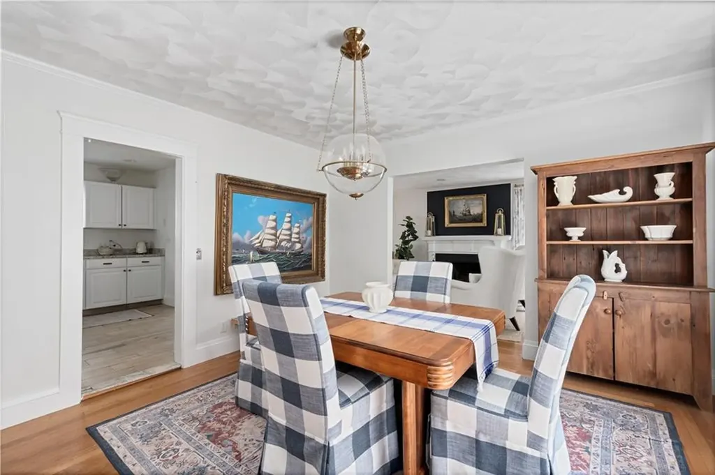 24 Rosewood Avenue Cranston RI 02905