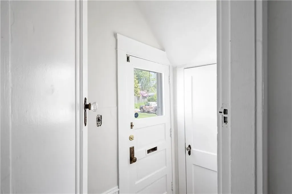 24 Rosewood Avenue Cranston RI 02905