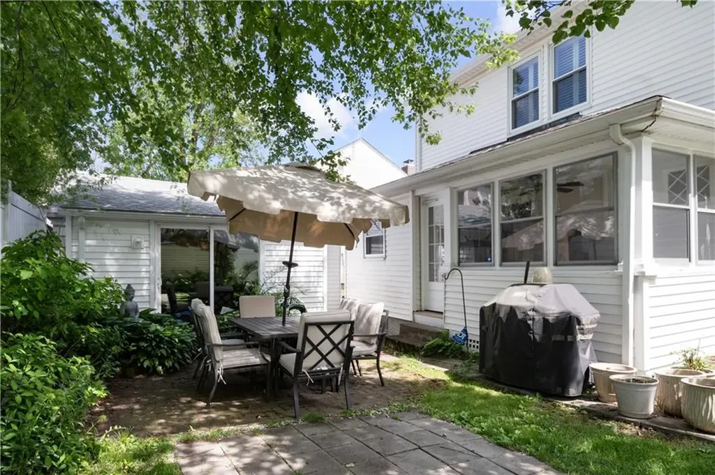 24 Rosewood Avenue Cranston RI 02905