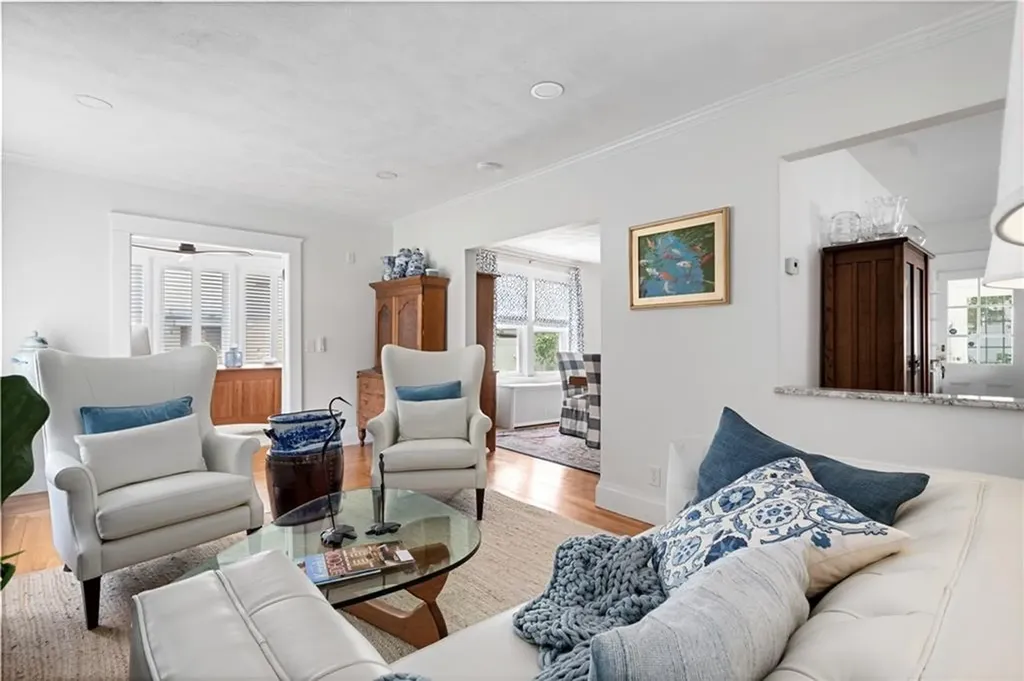 24 Rosewood Avenue Cranston RI 02905