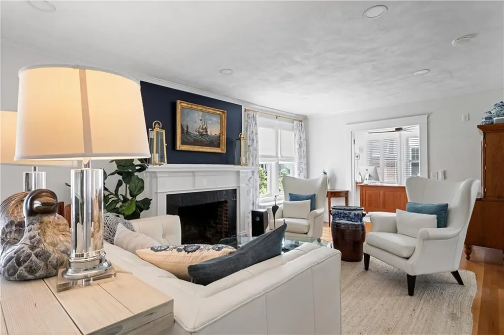 24 Rosewood Avenue Cranston RI 02905