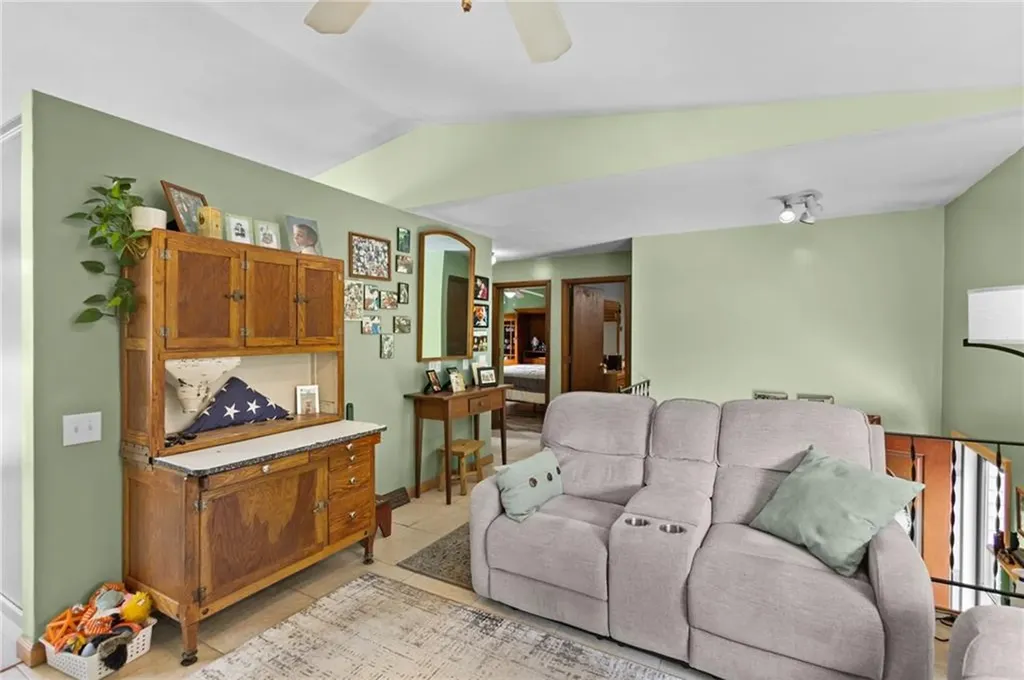 65 Pequot Avenue Warwick RI 02889