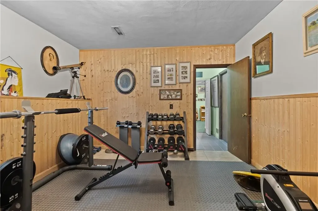 65 Pequot Avenue Warwick RI 02889