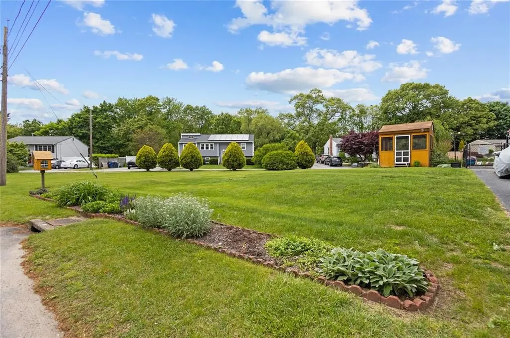 65 Pequot Avenue Warwick RI 02889