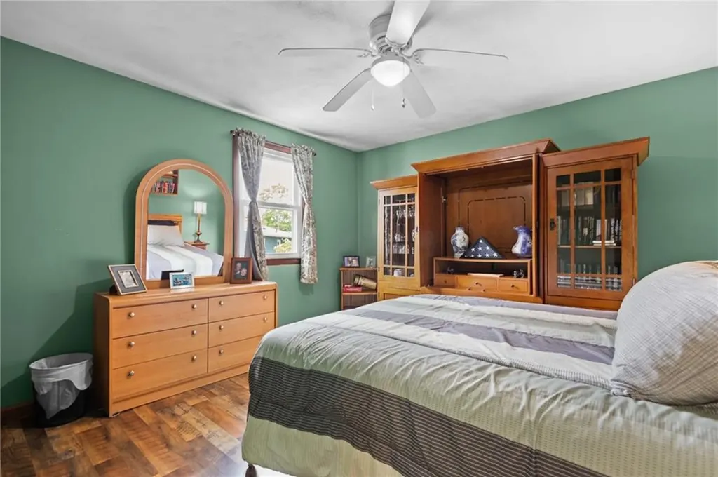 65 Pequot Avenue Warwick RI 02889