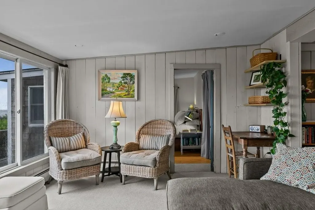 51 Kirduglyn Road Portsmouth RI 02871