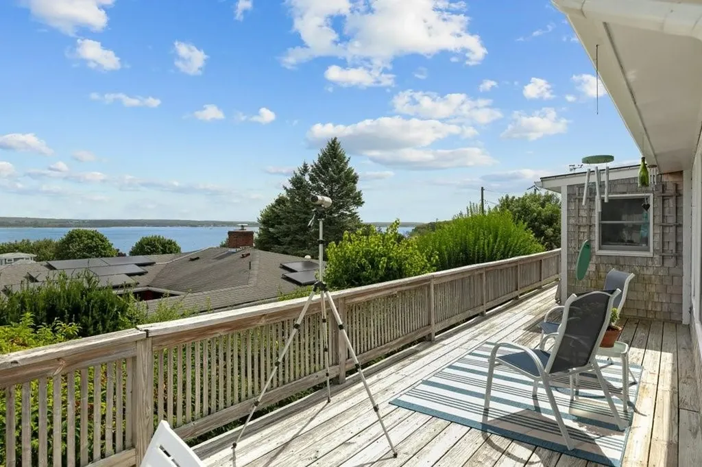 51 Kirduglyn Road Portsmouth RI 02871