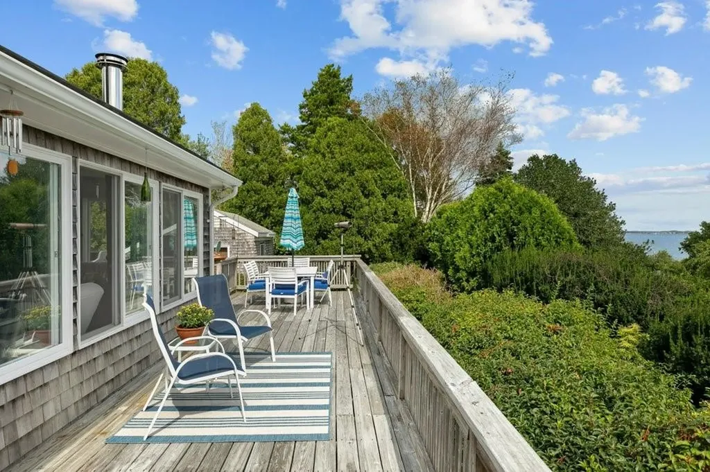 51 Kirduglyn Road Portsmouth RI 02871