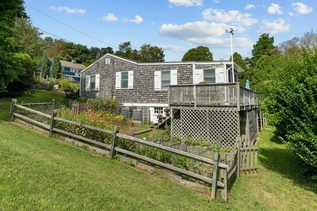 51 Kirduglyn Road Portsmouth RI 02871