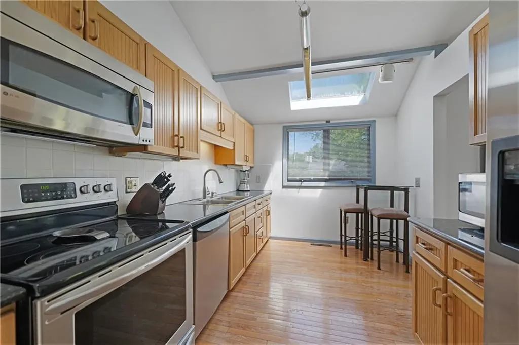 29 Valley View Drive Cranston RI 02921